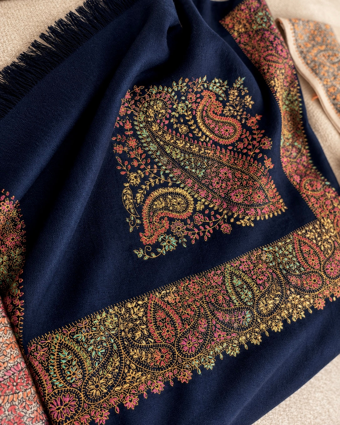 The Lajward (large motif)